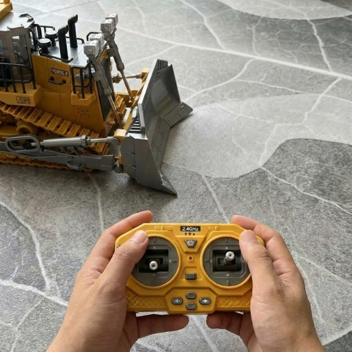 Miniatura Pá Carregadeira Komatsu WA480 - Escala 1/14 (Controle Remoto)